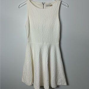 Alice Olivia white jacquard peplum dress size 2 1919